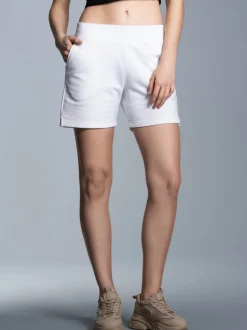 Shorts mit praktischen Taschen Weiss