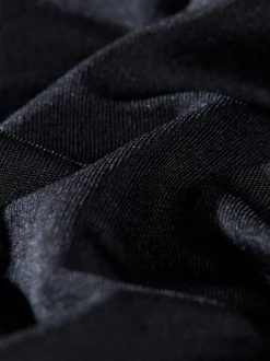 Sport T-Shirt mit Netzeinsätzen Schwarz
