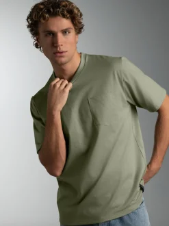 T Shirt aus Biobaumwolle mit Brusttasche Salbei