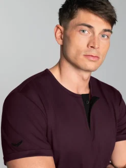T-Shirt Knopfleiste aus Biobaumwolle Aubergine-C2C
