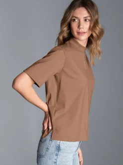 T-Shirt mit Stehkragen Haselnuss