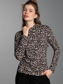 Turtleneck Shirt mit Allover-Leo-Muster Haselnuss