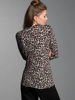 Turtleneck Shirt mit modischem Leo Muster Haselnuss